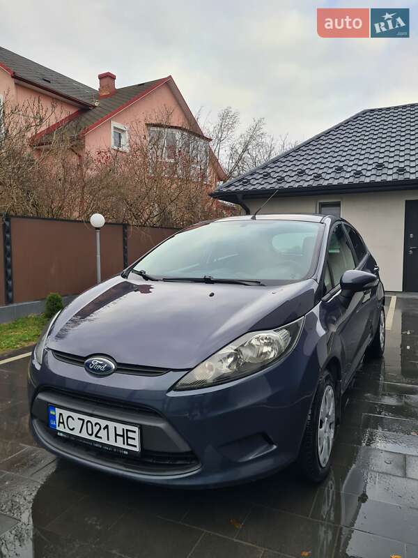 2011 ford fiesta