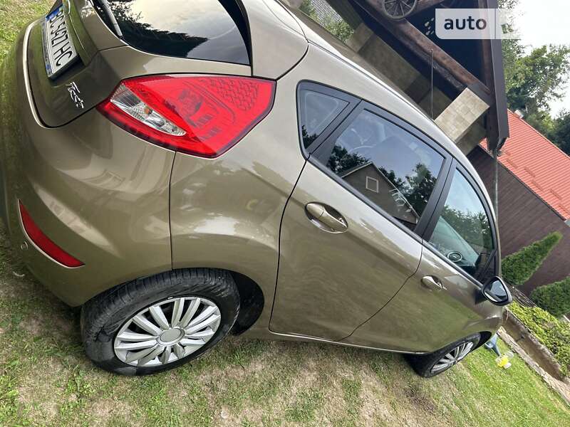2011 ford fiesta