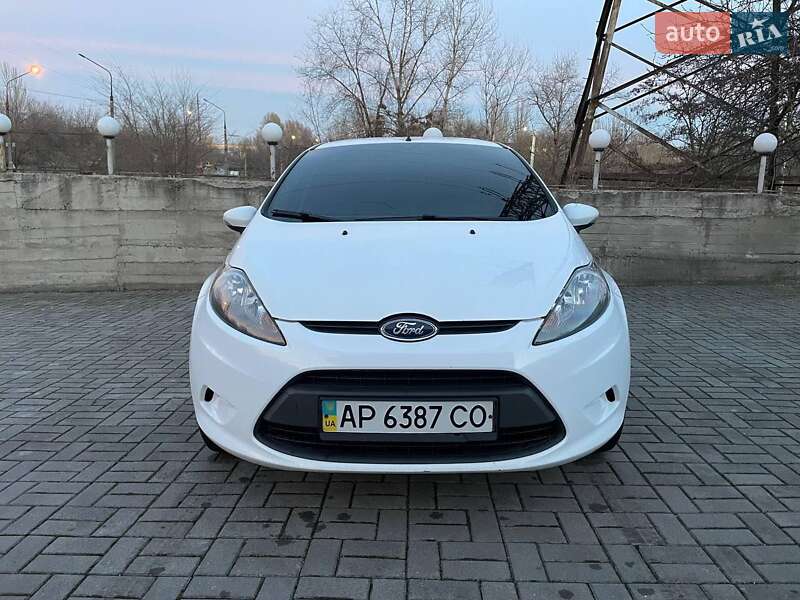 2011 ford fiesta