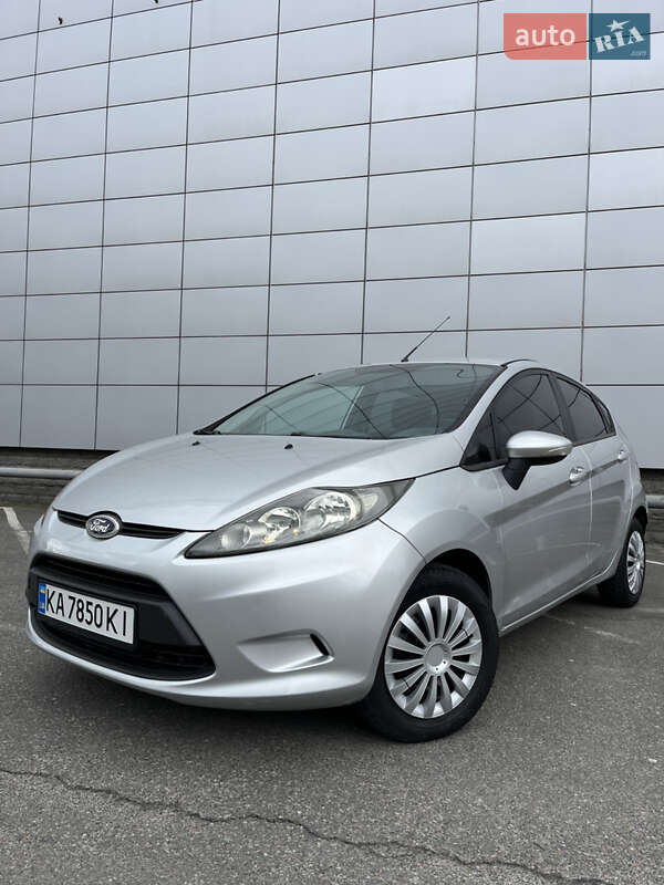 2011 ford fiesta