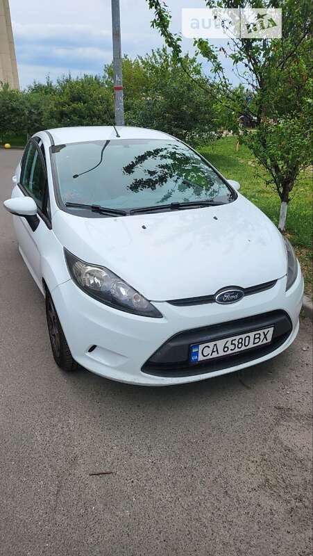 2011 ford fiesta