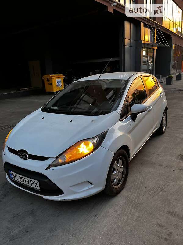 2011 ford fiesta