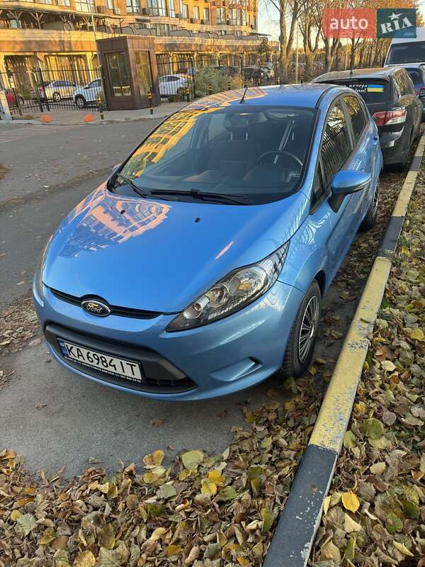 2011 ford fiesta