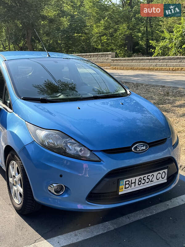 2011 ford fiesta