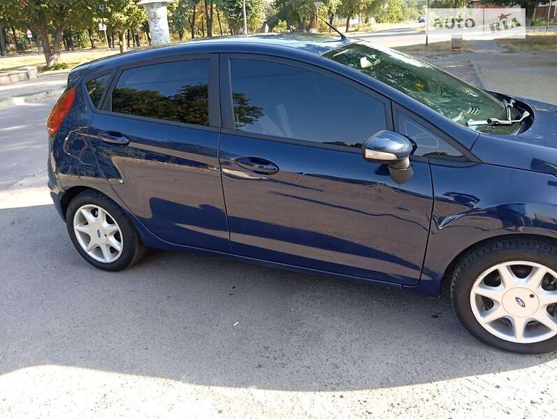 2011 ford fiesta