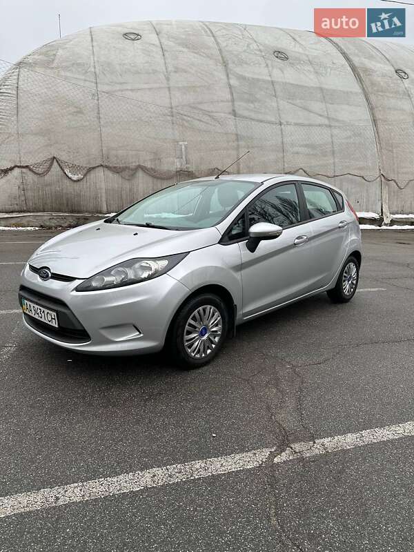 2011 ford fiesta