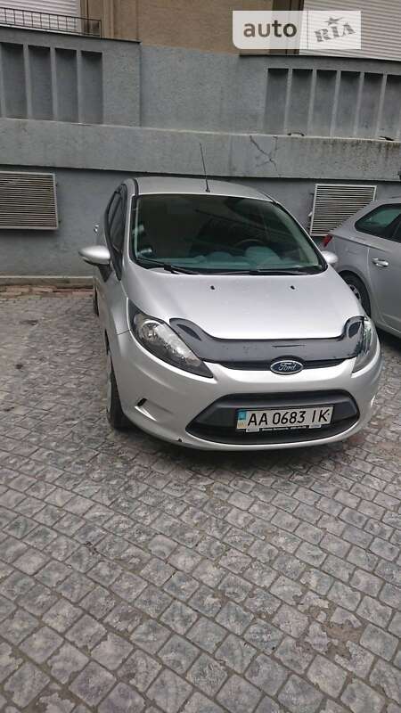 2011 ford fiesta