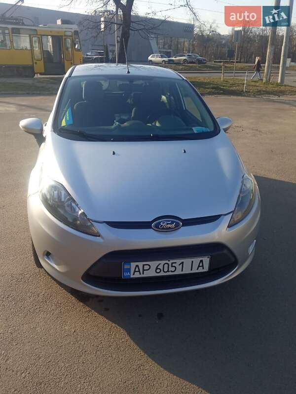 2011 ford fiesta