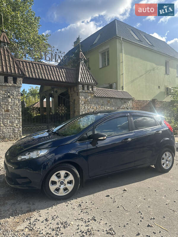 2012 ford fiesta