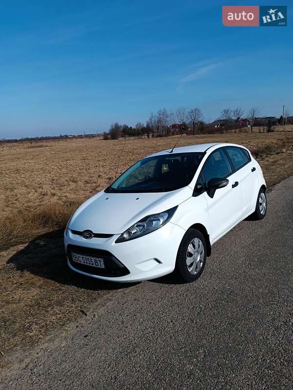 2012 ford fiesta