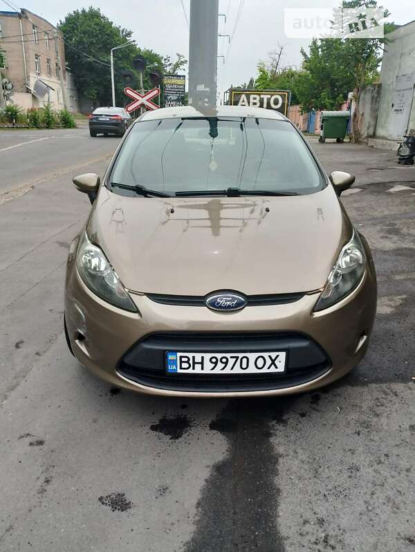 2012 ford fiesta