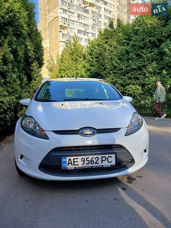 2012 ford fiesta