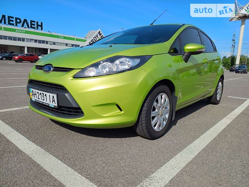 2012 ford 533702