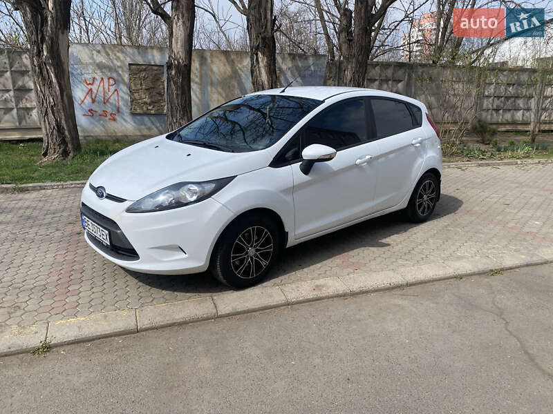 2012 ford fiesta