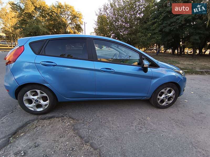2012 ford fiesta