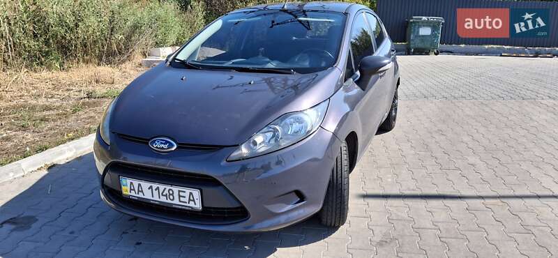 2012 ford fiesta