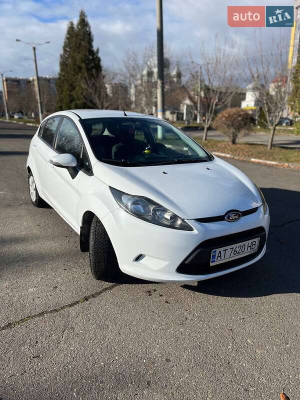 2012 ford fiesta