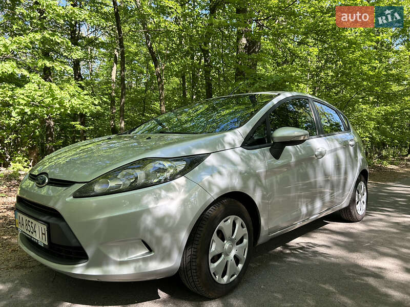 2012 ford fiesta