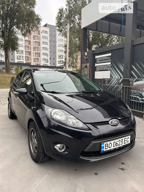 2012 ford fiesta
