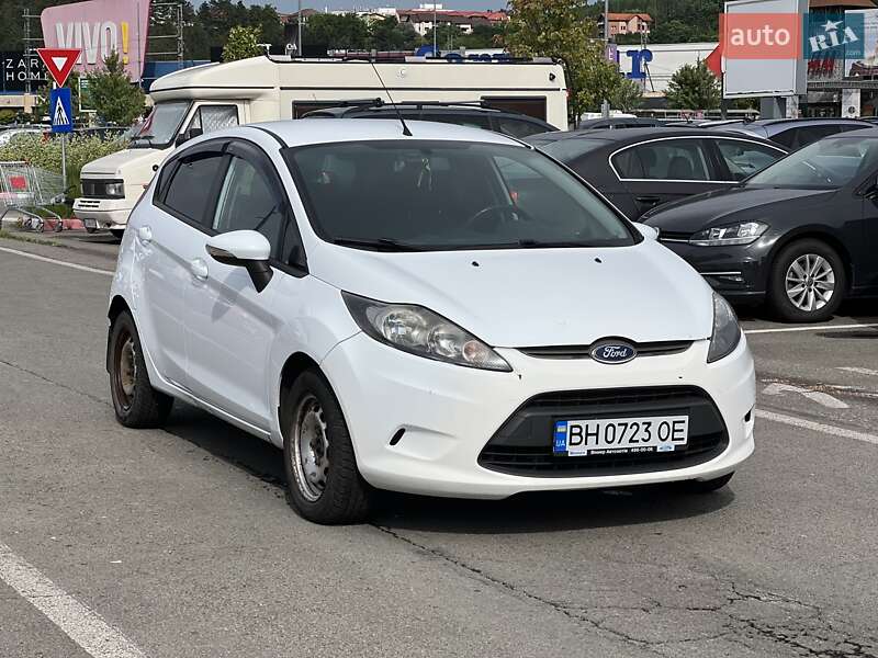 2012 ford fiesta