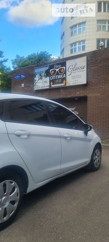 2012 ford fiesta