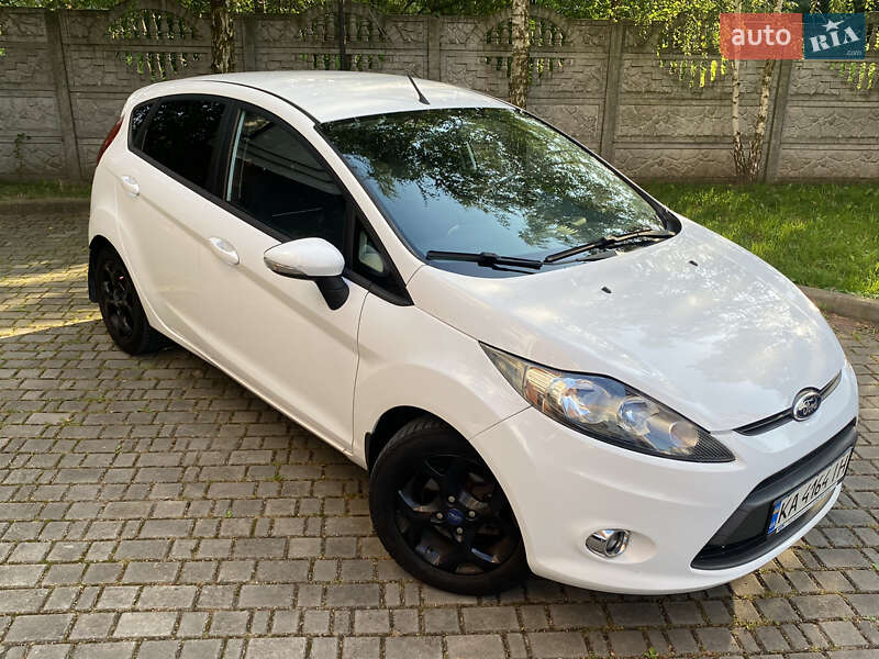 2012 ford fiesta