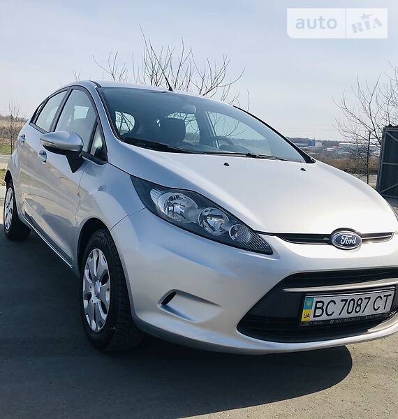 2012 ford fiesta