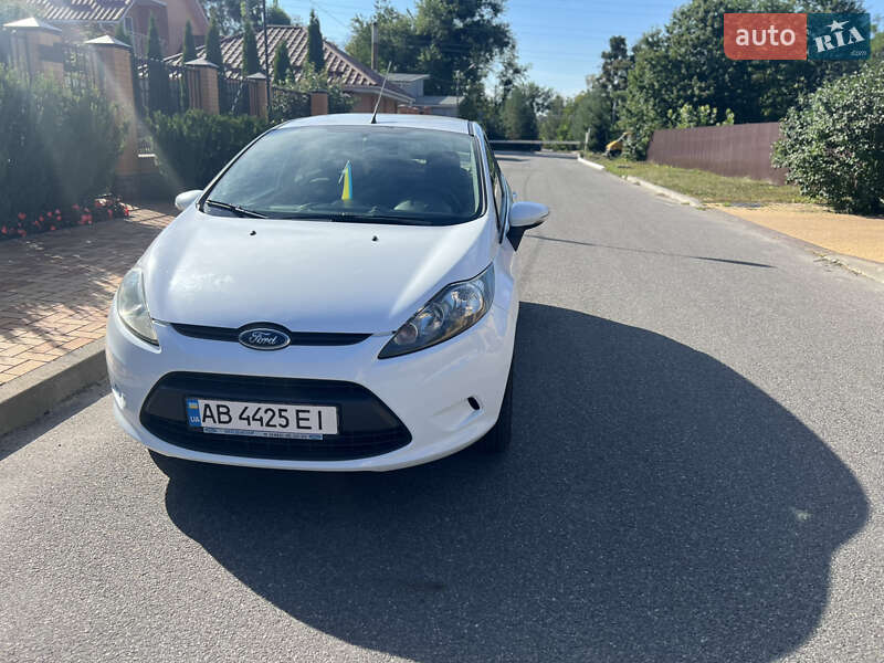 2012 ford fiesta