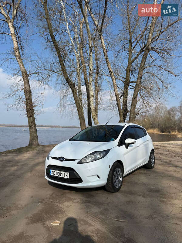 2012 ford fiesta