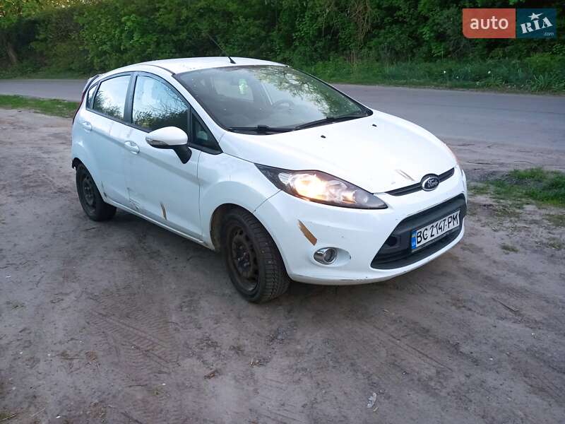 2012 ford fiesta