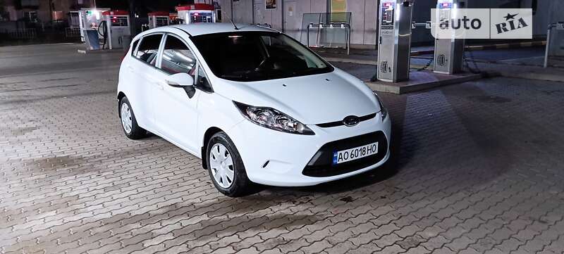 2012 ford fiesta