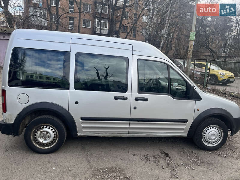 2003 ford tourneo