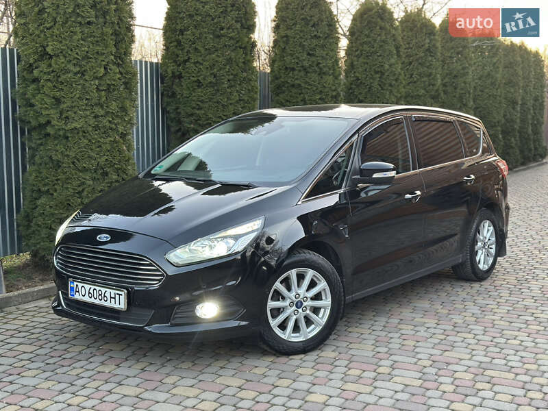 2015 ford s-max