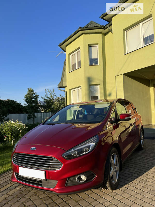 2017 ford s-max