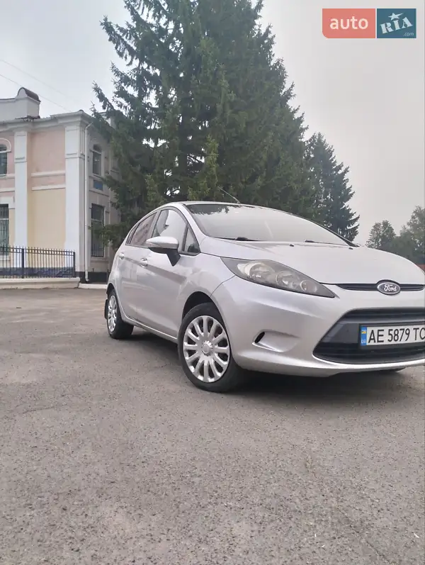 2010 ford fiesta