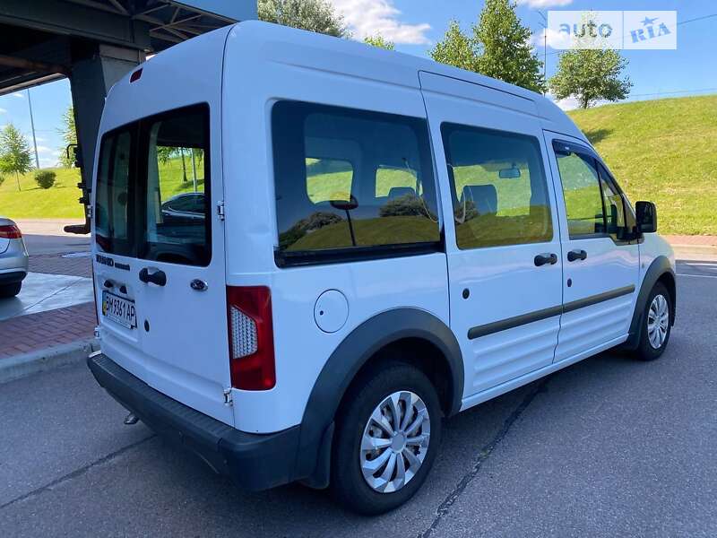 2011 ford tourneo connect