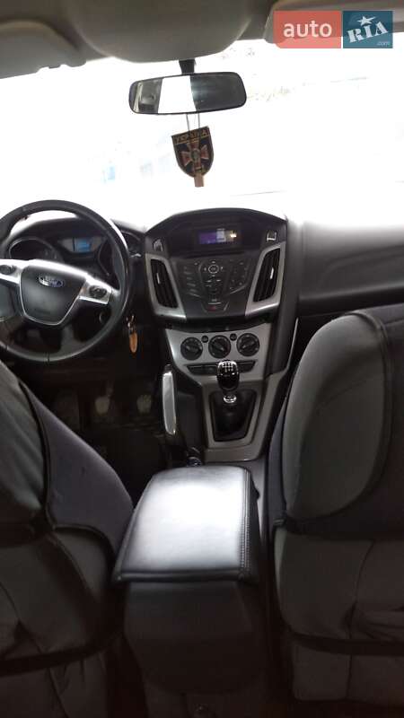 2011 ford focus