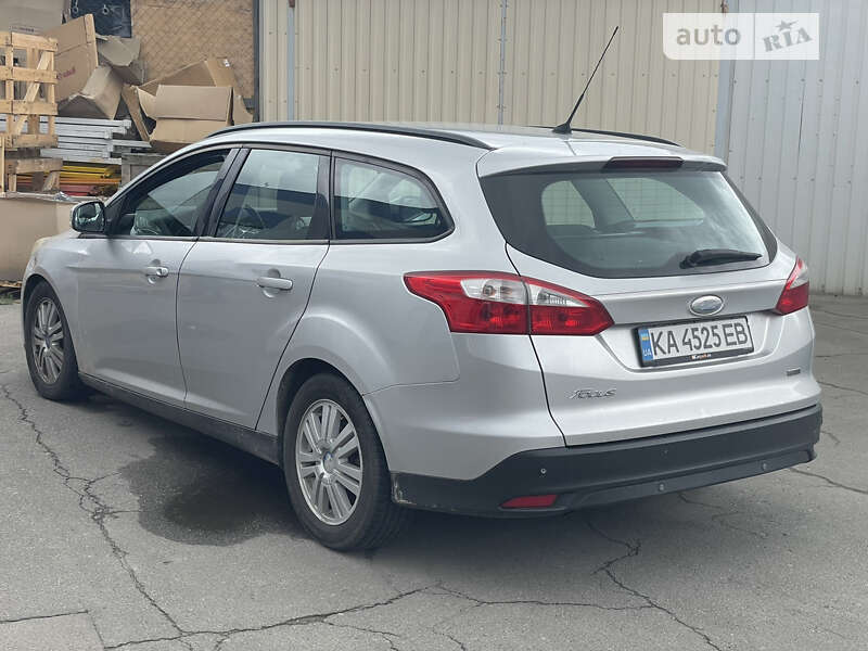 2011 ford focus