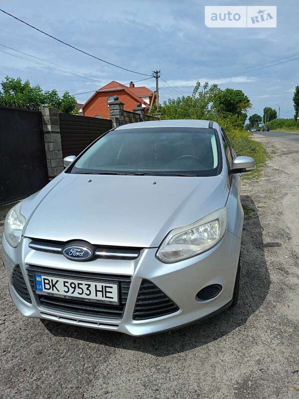 2011 ford focus