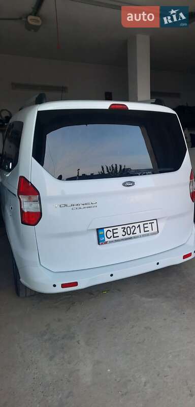 2020 ford tourneo courier