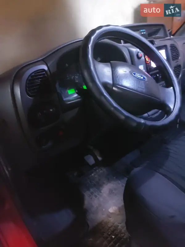 2005 ford transit