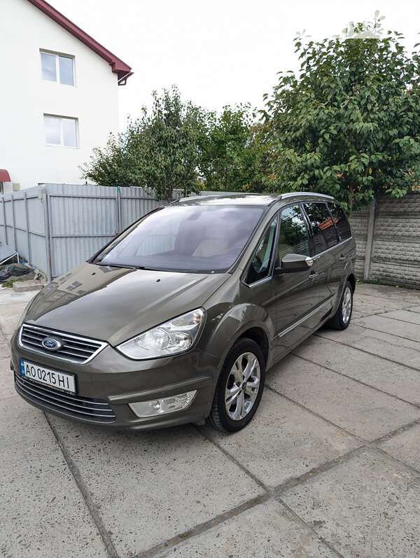 2010 ford galaxy