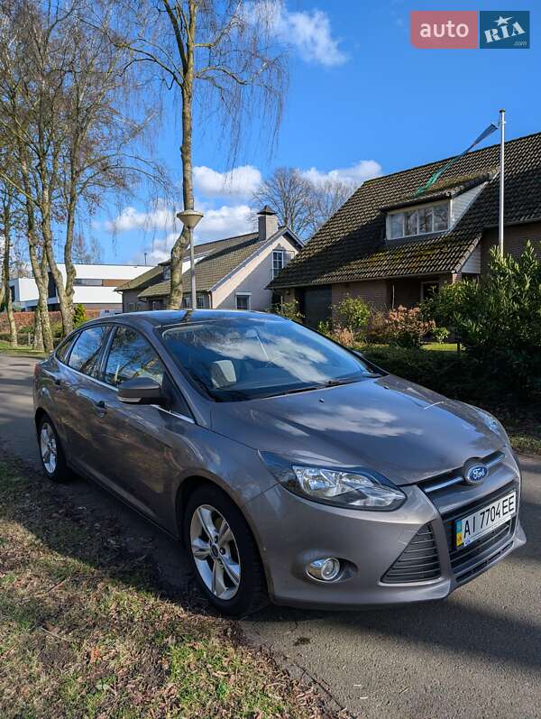 2013 ford focus