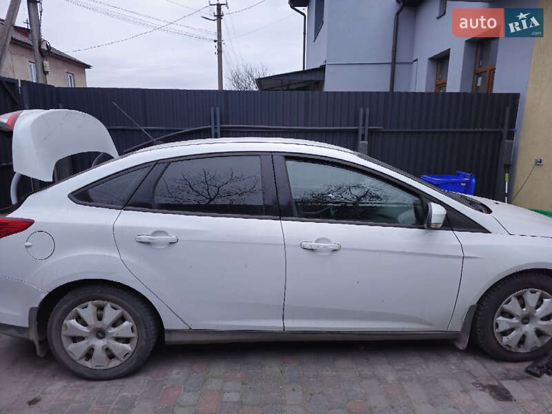 2013 ford focus