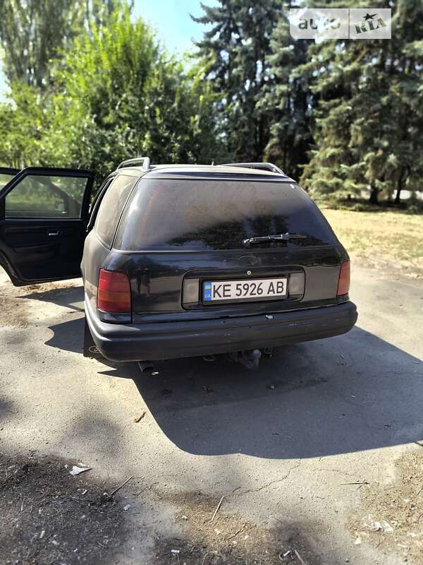 1995 ford scorpio