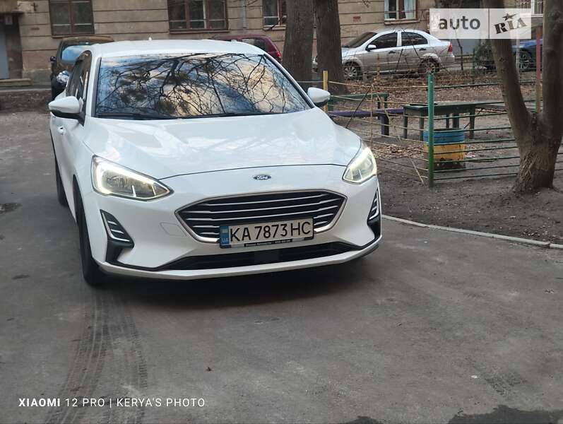 2019 ford focus