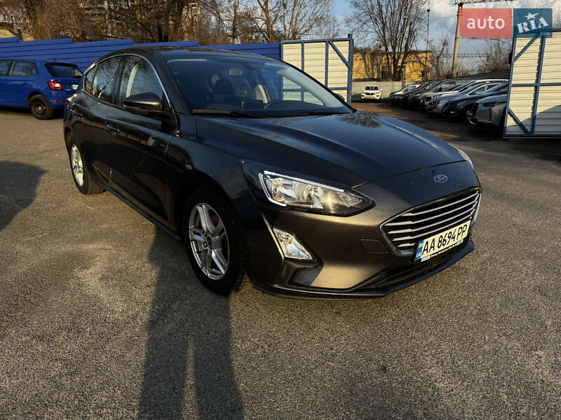 2019 ford focus