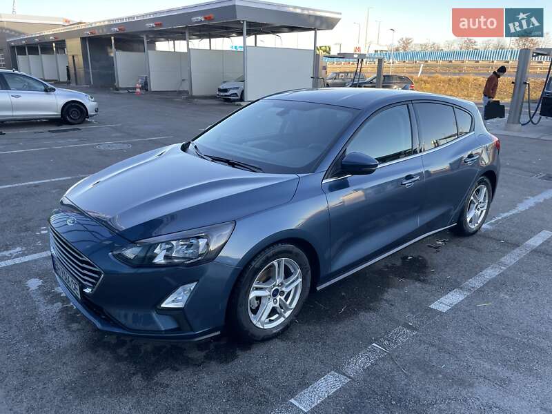2020 ford focus