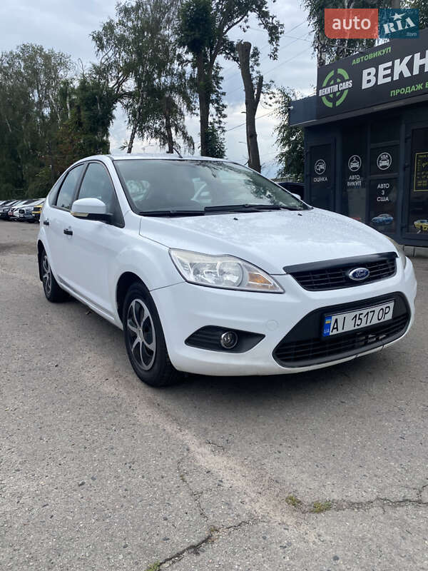2010 ford focus
