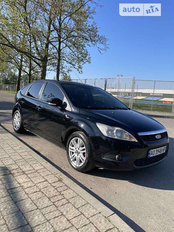 2010 ford focus